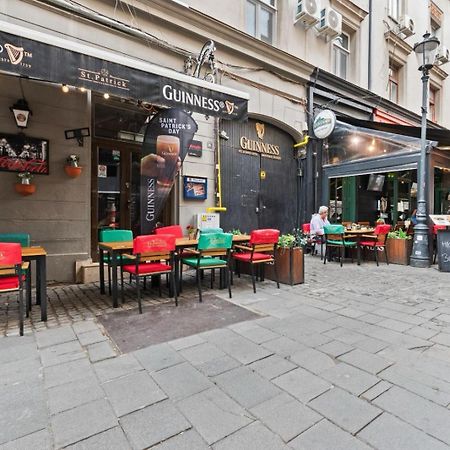 Old Town Fun & Spa Bukarest Eksteriør billede